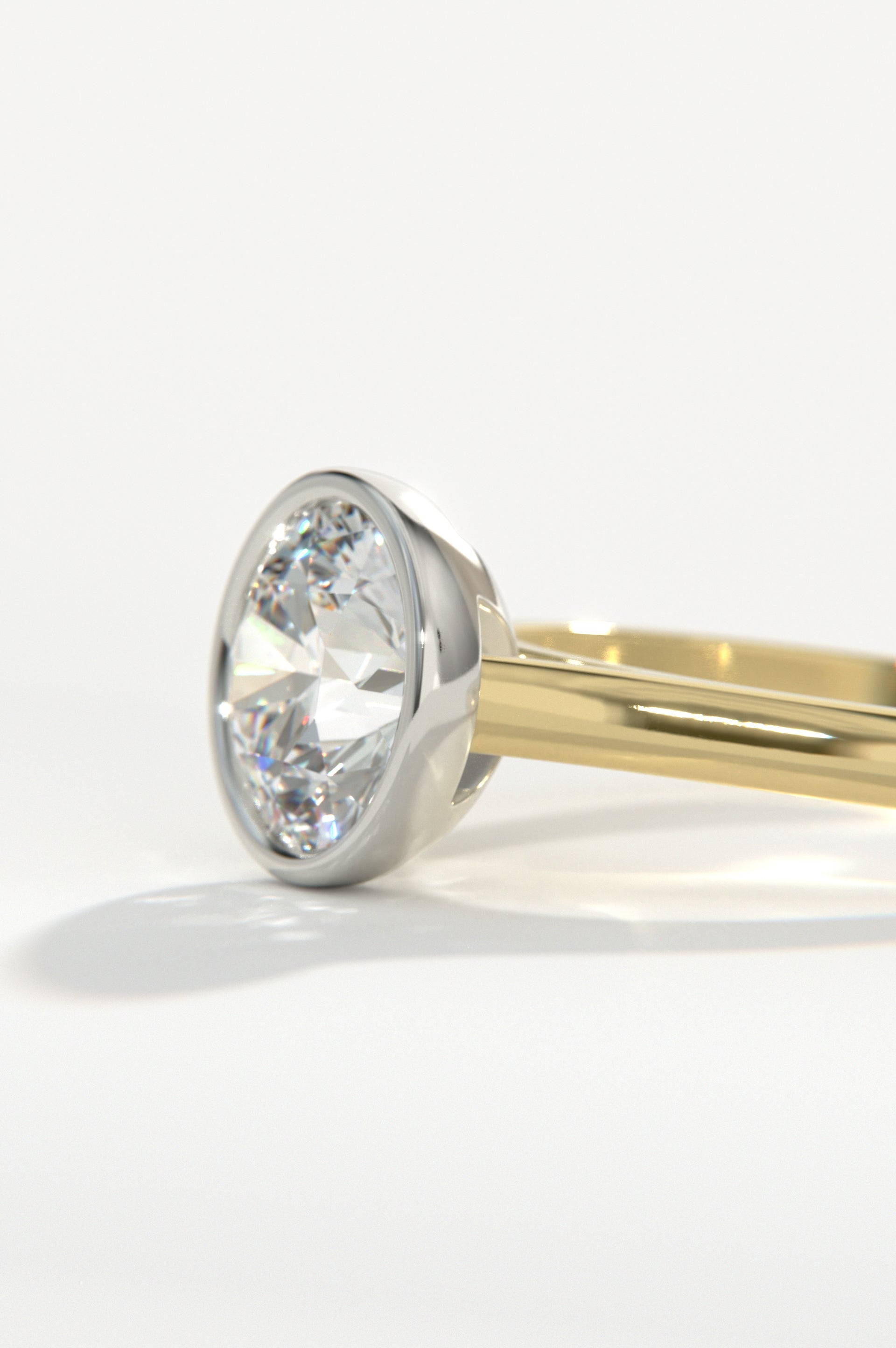 Studio - Round Yellow Two-Tone