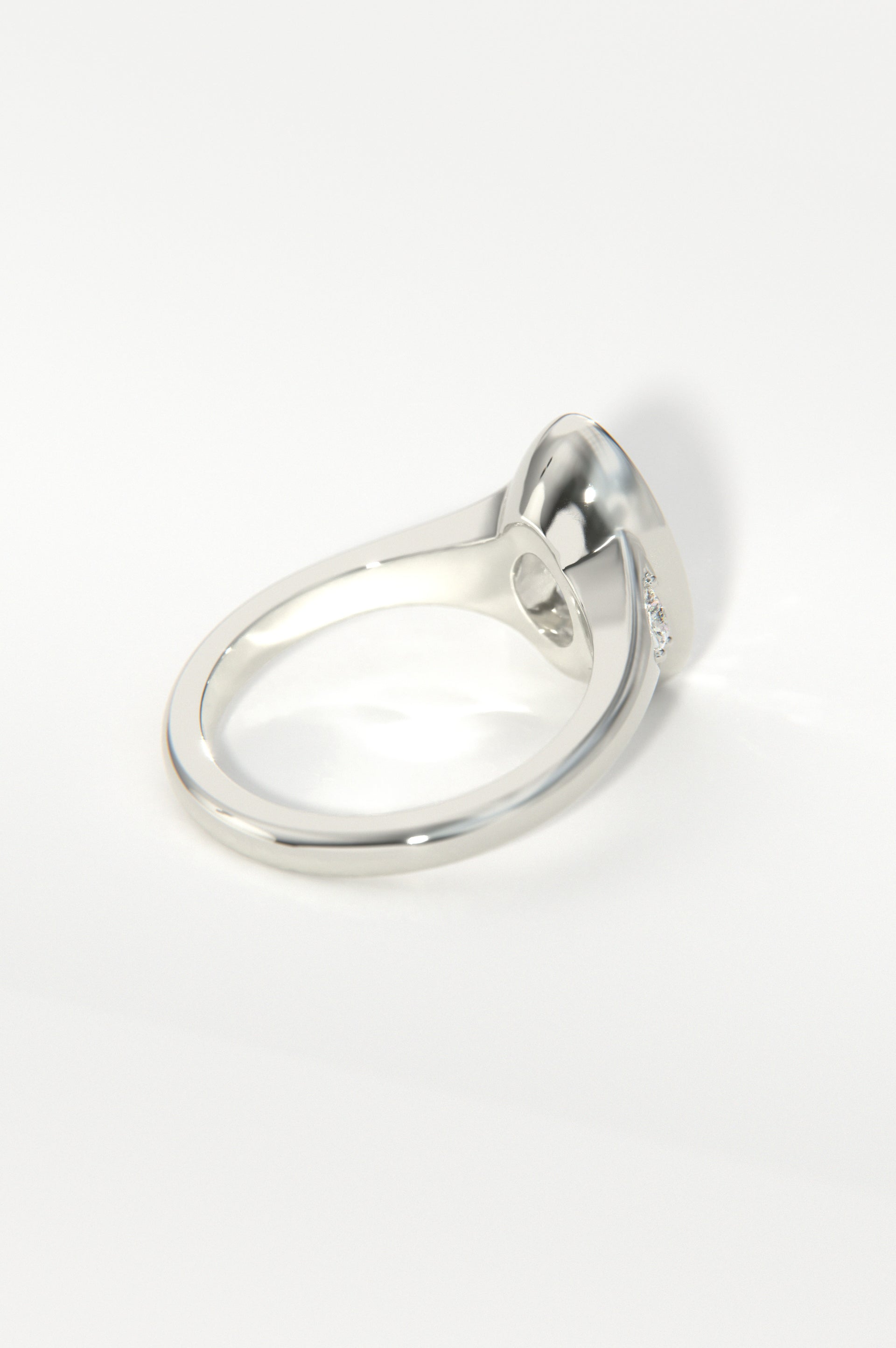 Eclipse White