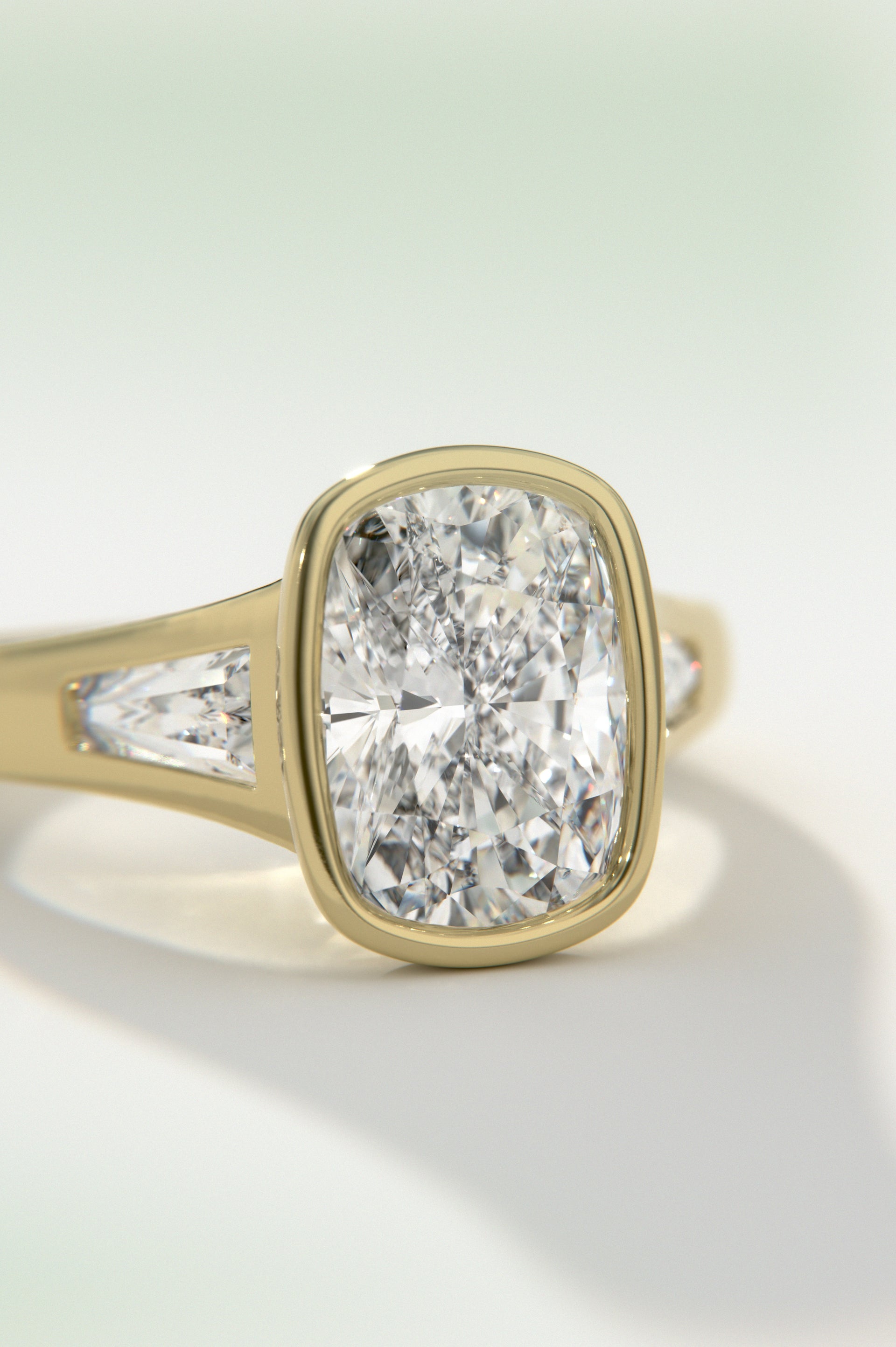 Ode Yellow Two-Tone