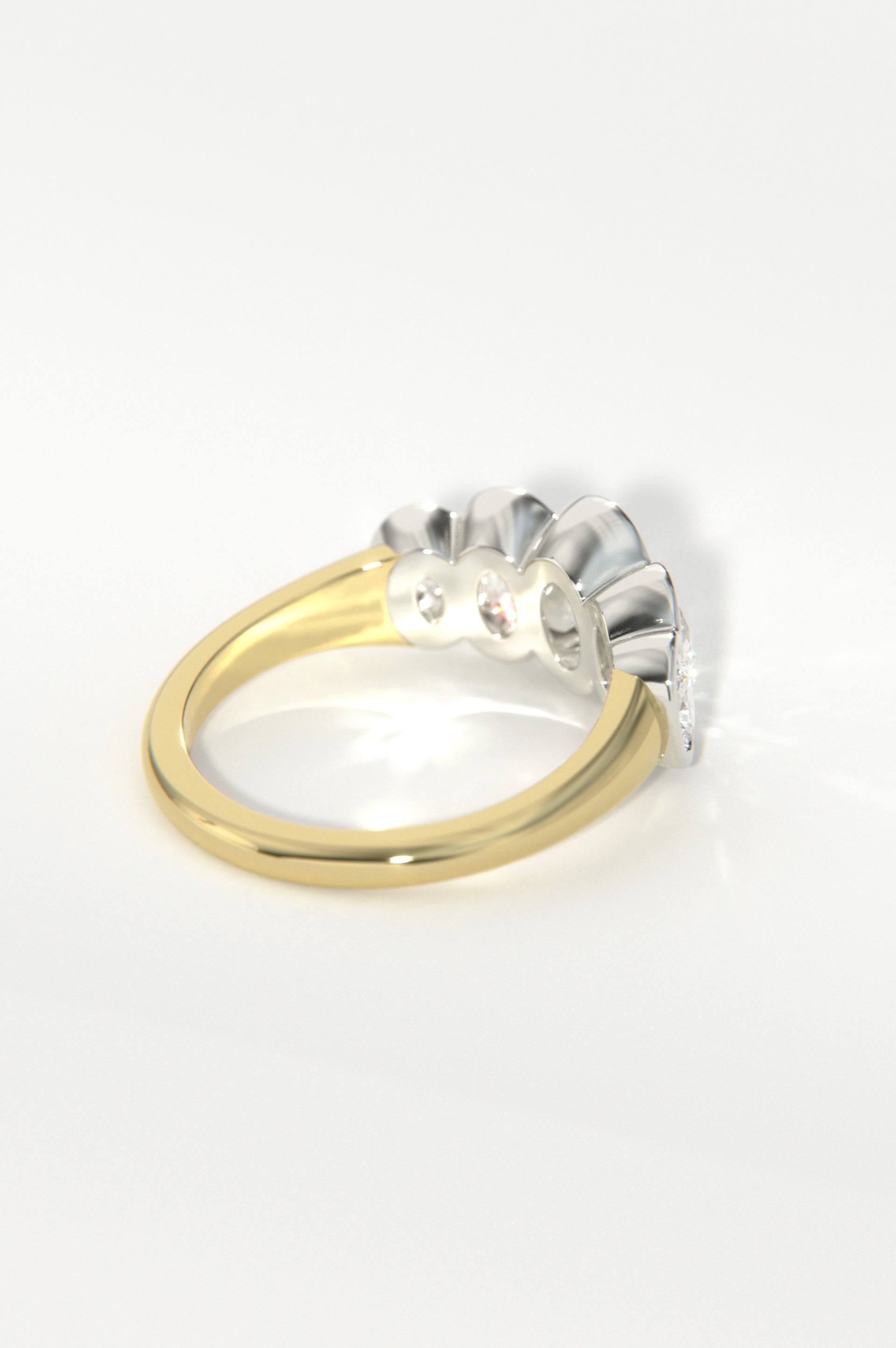 Sonnet Yellow Two-Tone