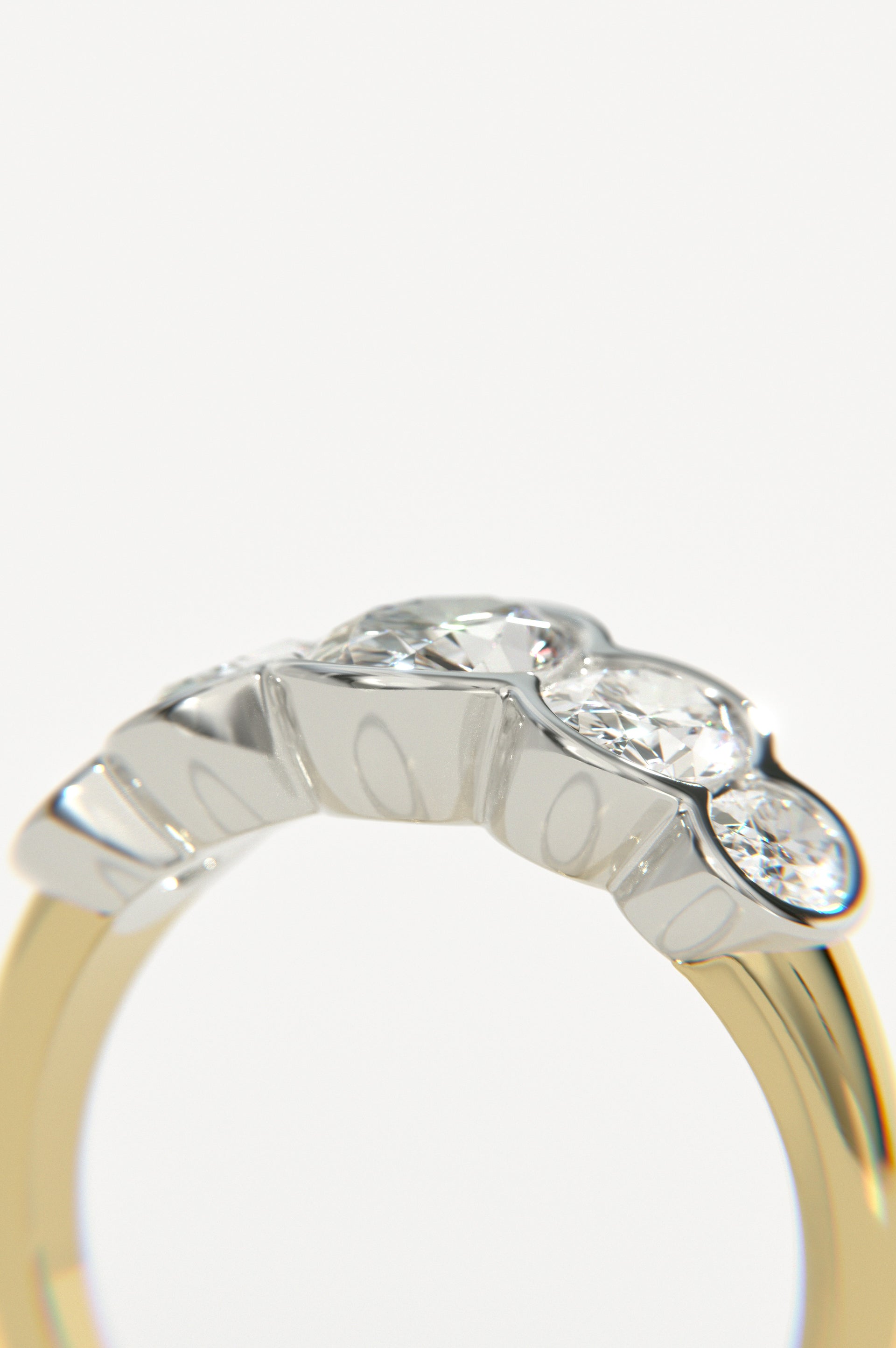 Sonnet Yellow Two-Tone