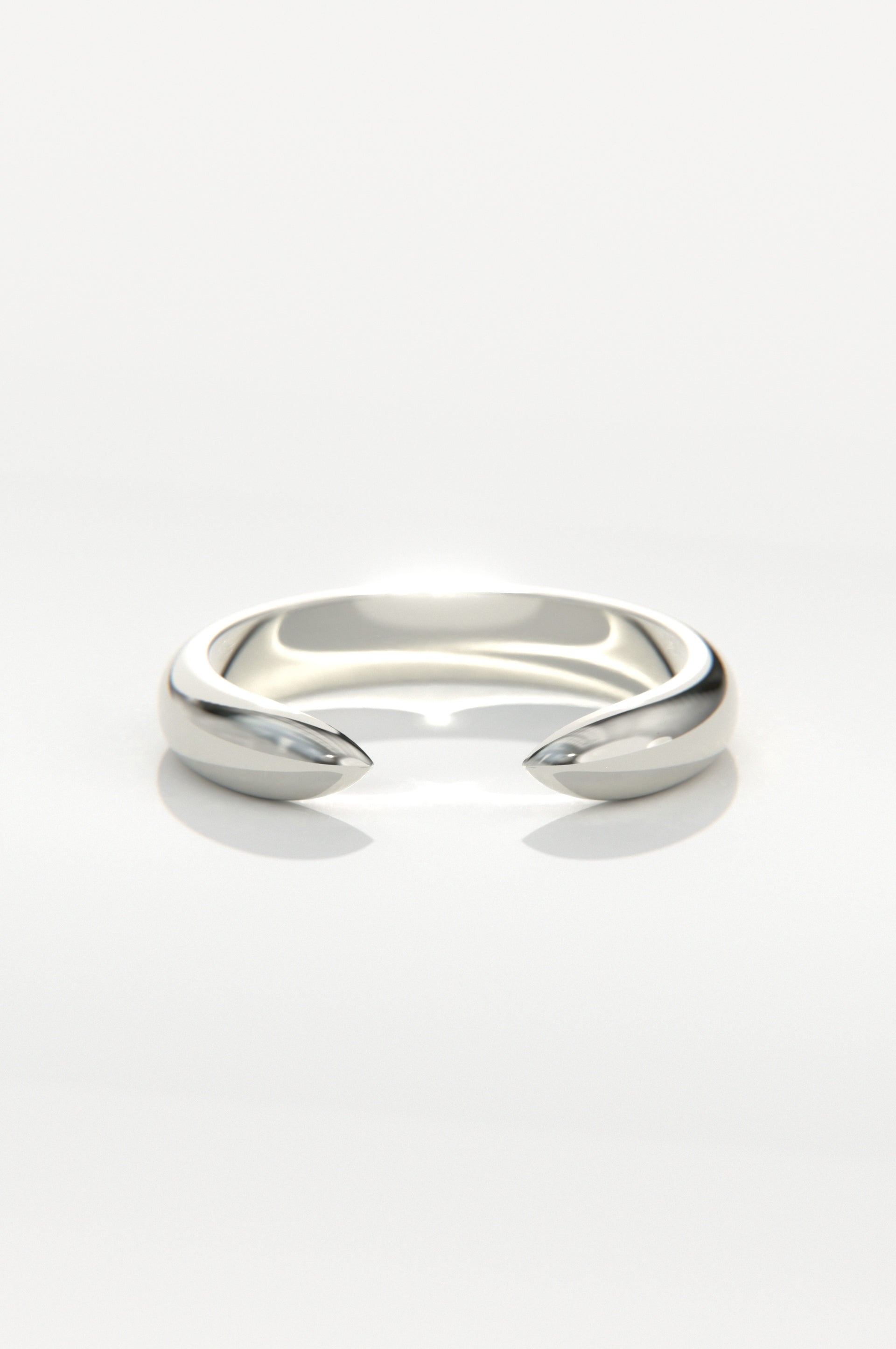 Poise White