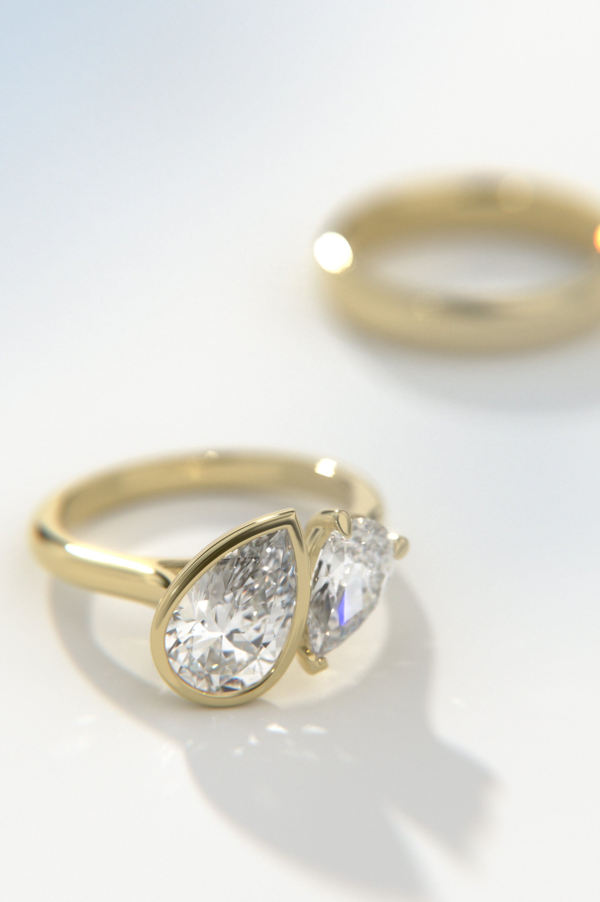 Cascade Yellow Two-Tone