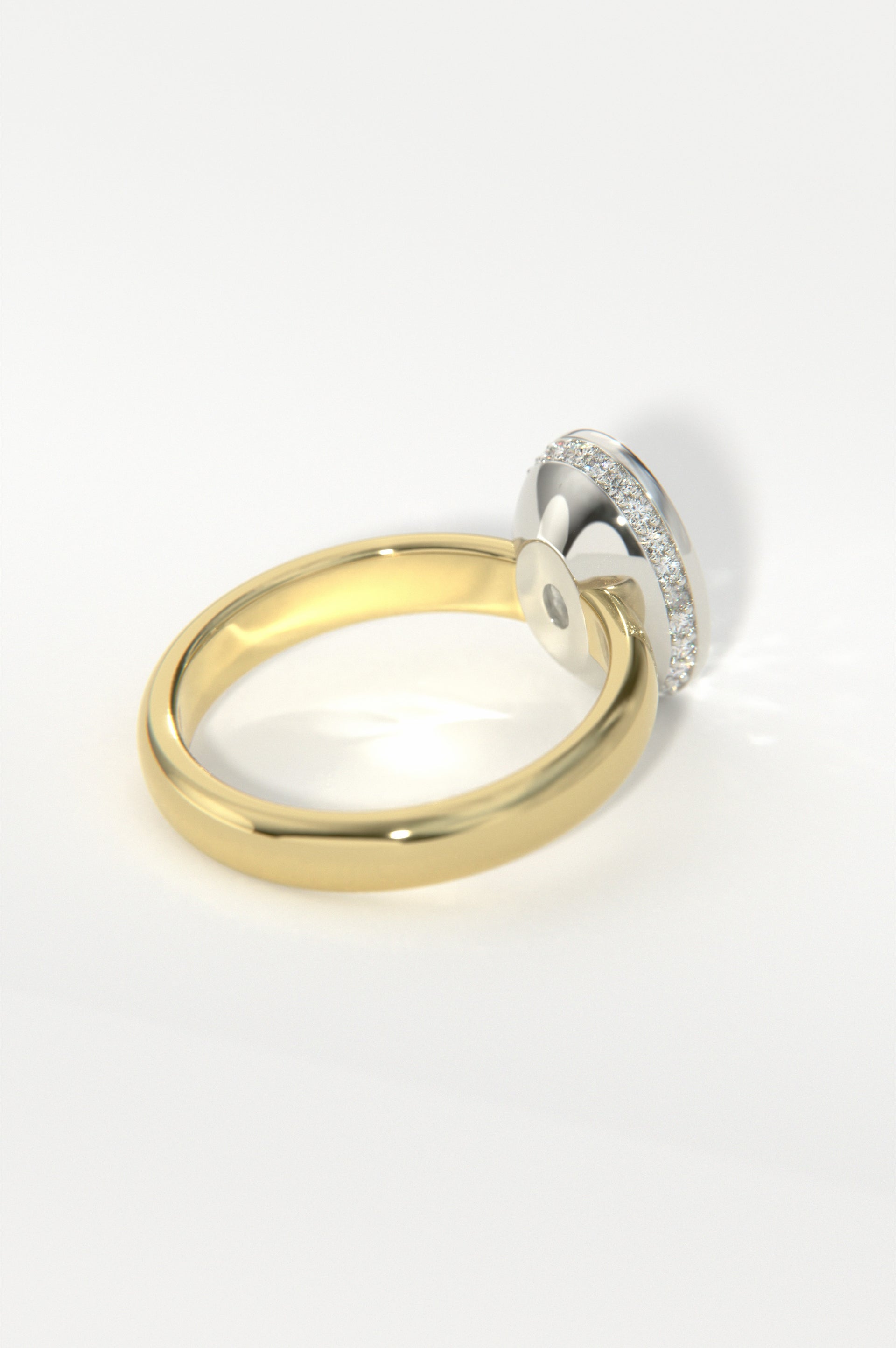 Datum Yellow Two-Tone