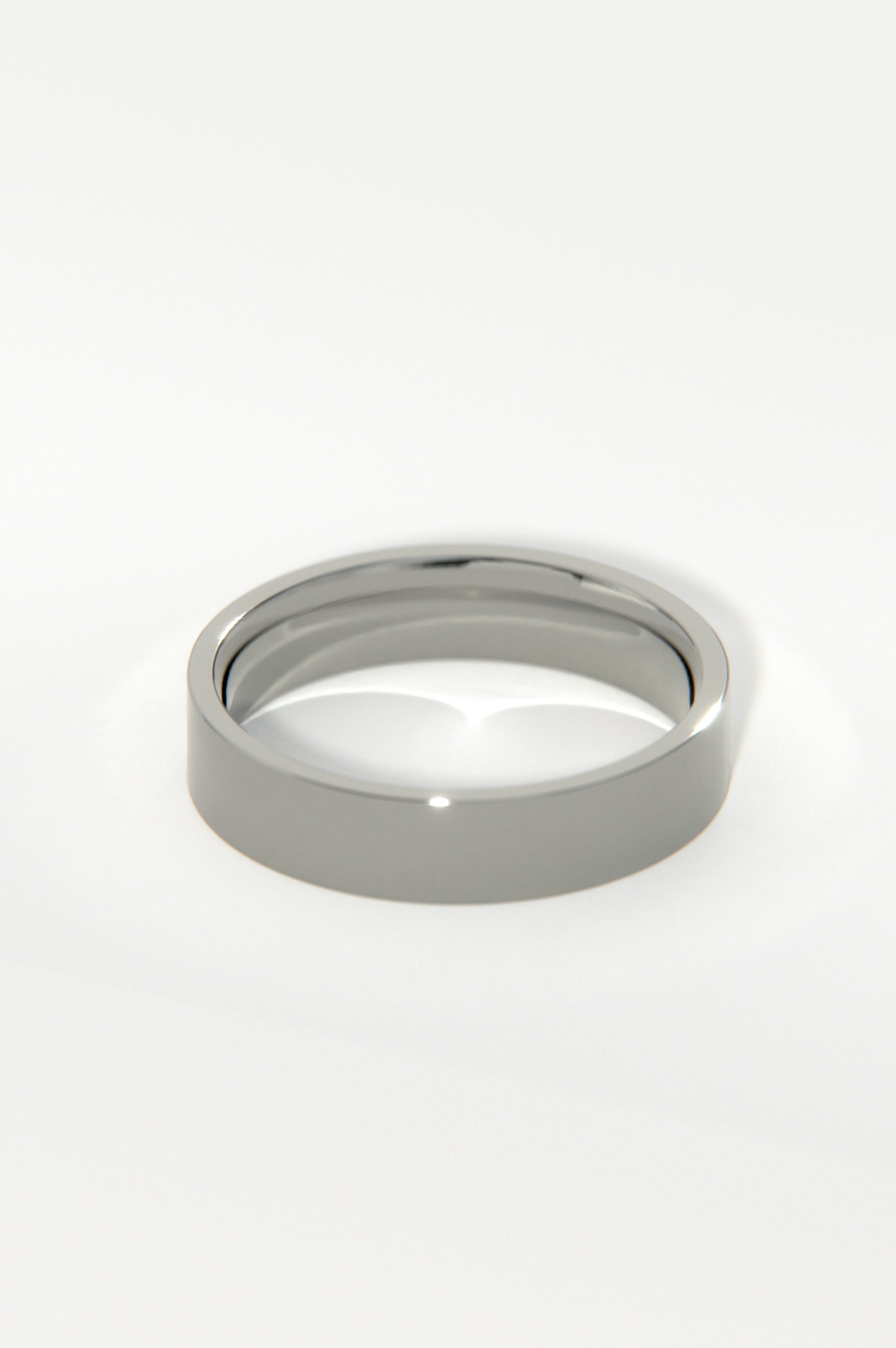 Sailor - Polished Grey