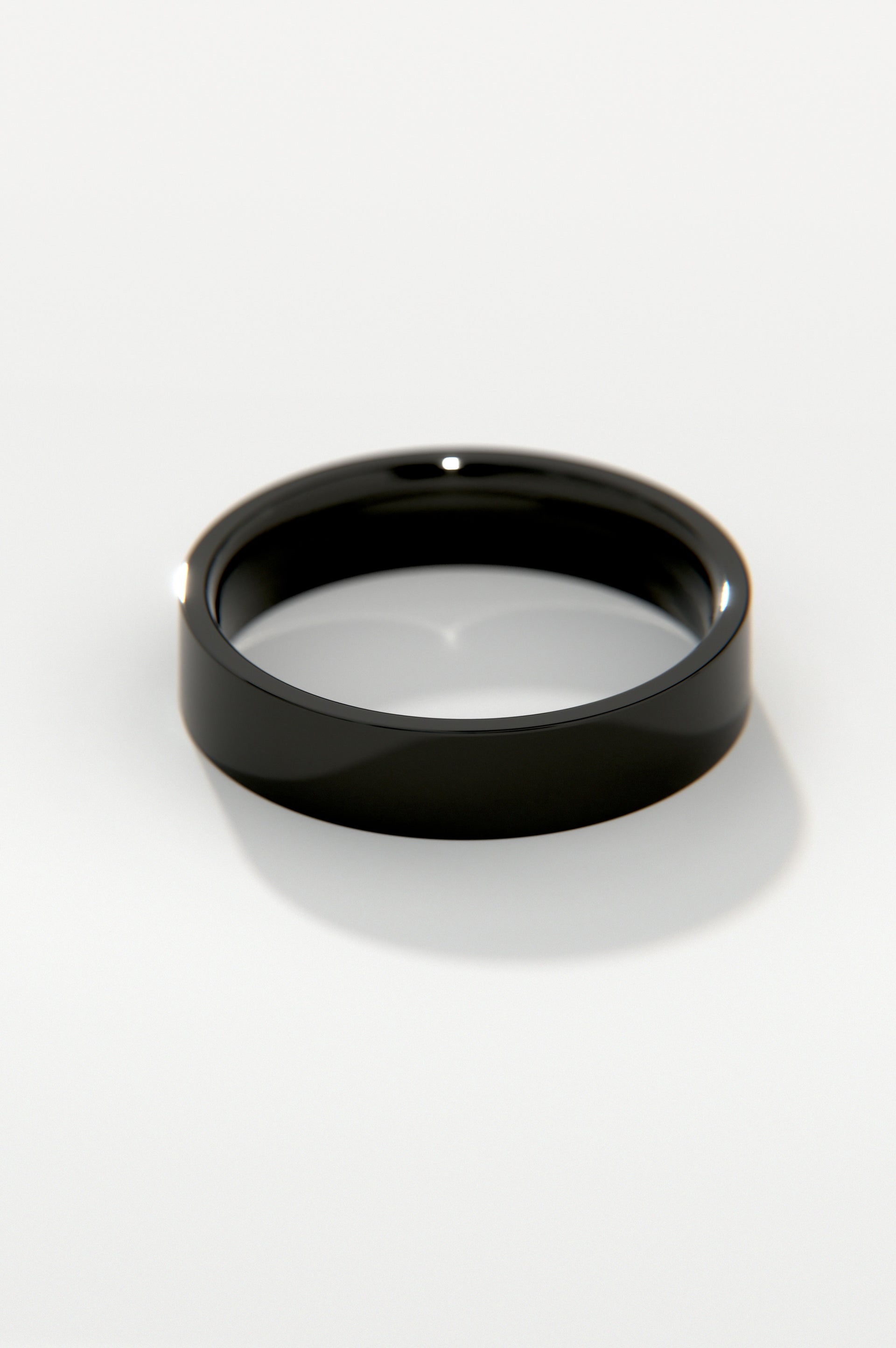 Sailor - Polished Black