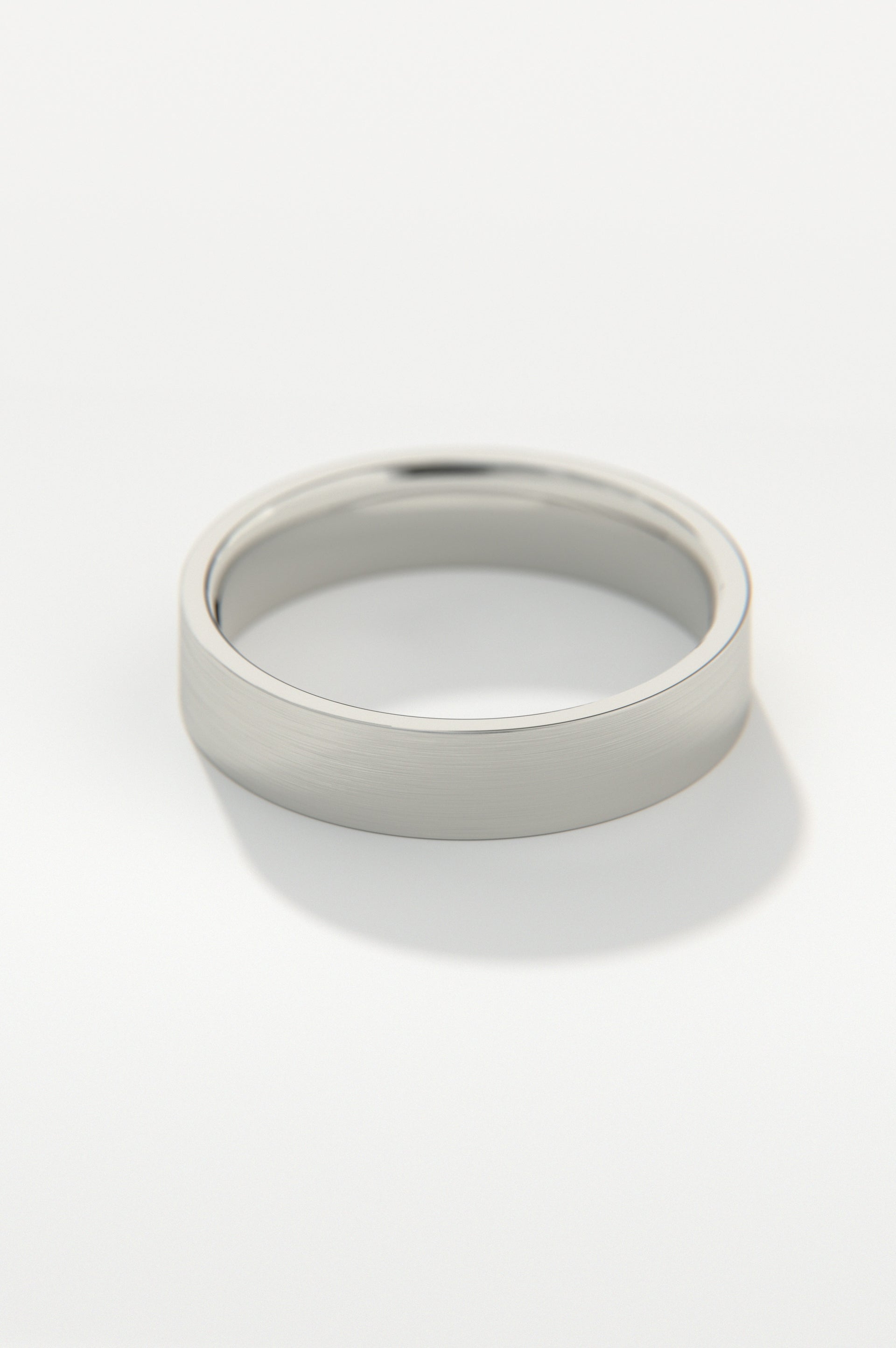 Sailor - Satin White