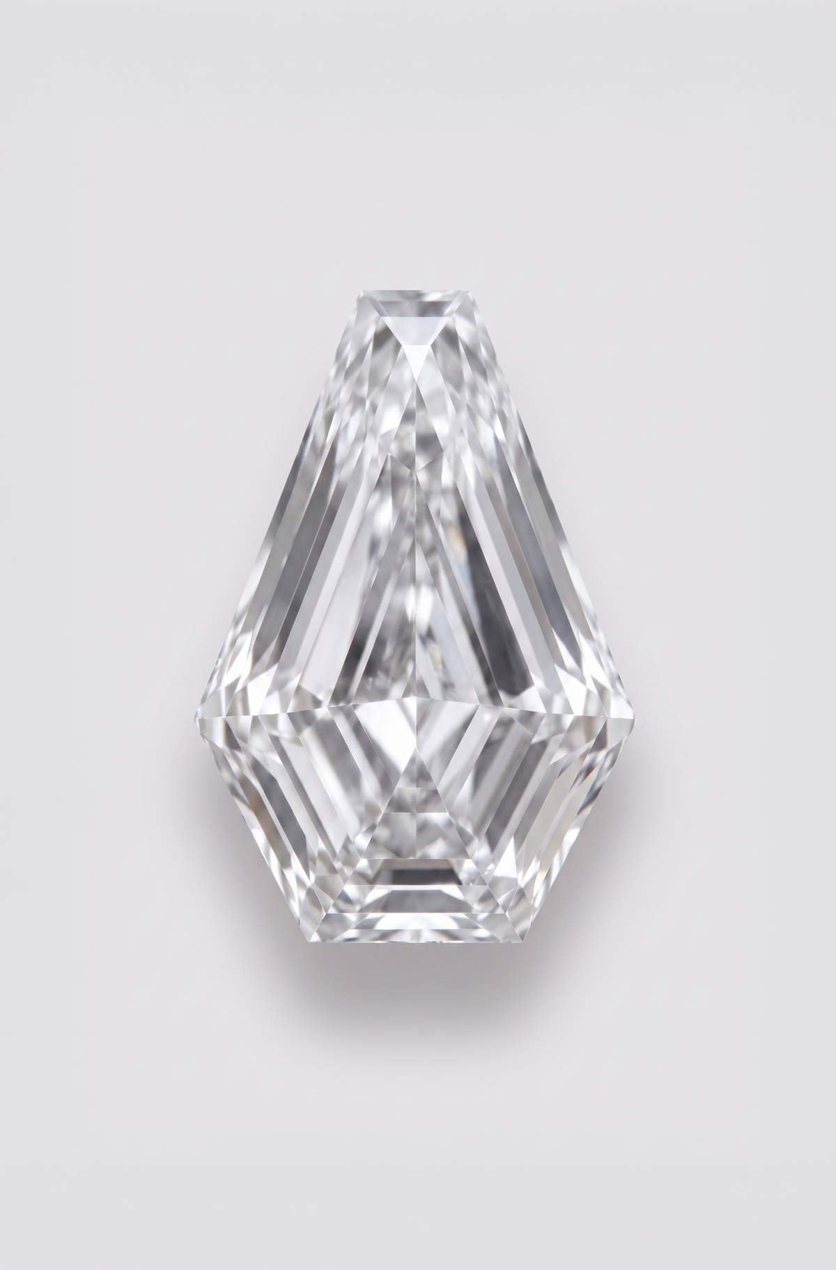 elongated_shield moissanite